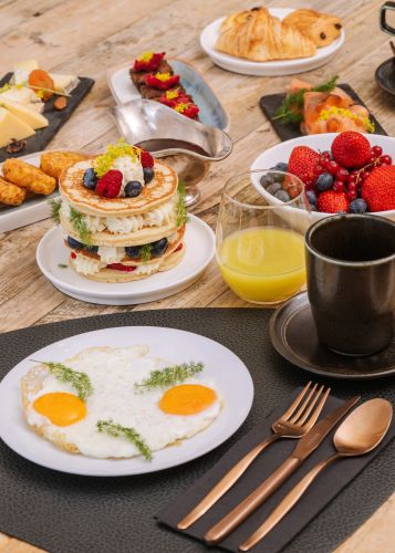 Petit-déjeuner gourmand et accès au Spa des Alpes