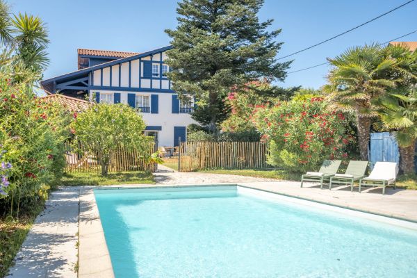 Séjour en chambre classique avec terrasse - Basse saison