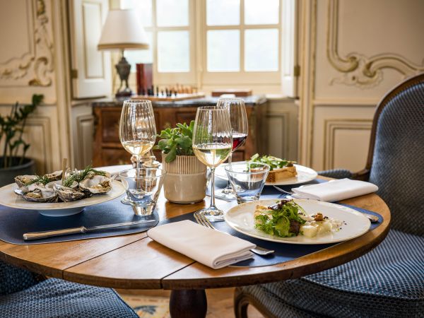 Déjeuner ou dîner au 1715