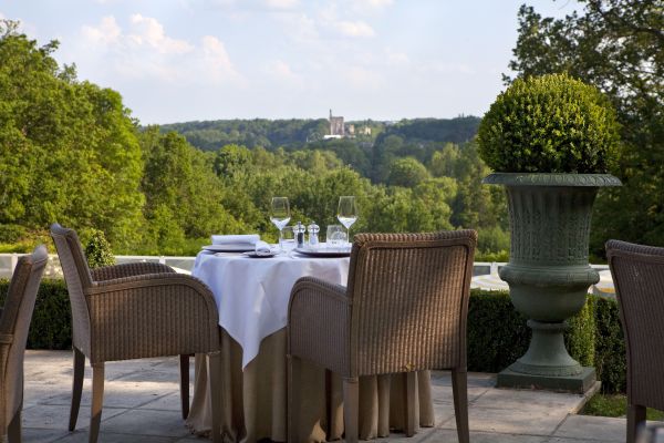 DÉJEUNER OU DÎNER POUR DEUX